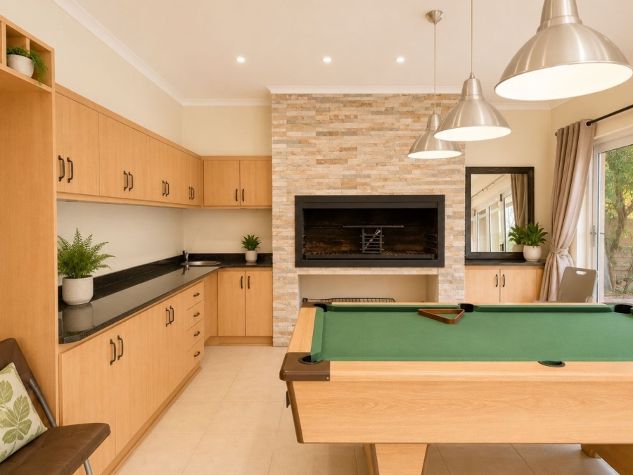 4 Bedroom Property for Sale in Universitas Ridge Free State